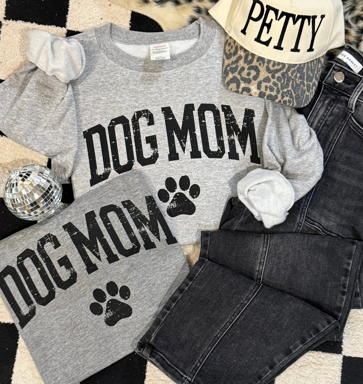 Dog Mom Paw Tee/Sweatshirt